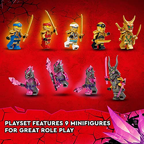 Large 4 Headed Action Figure with Blade Wings Plus 9 Minifigures C7001
